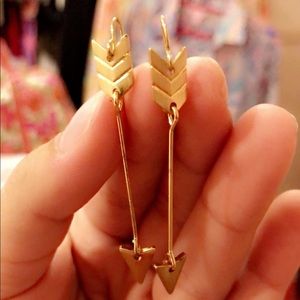 Gold arrow earrings
